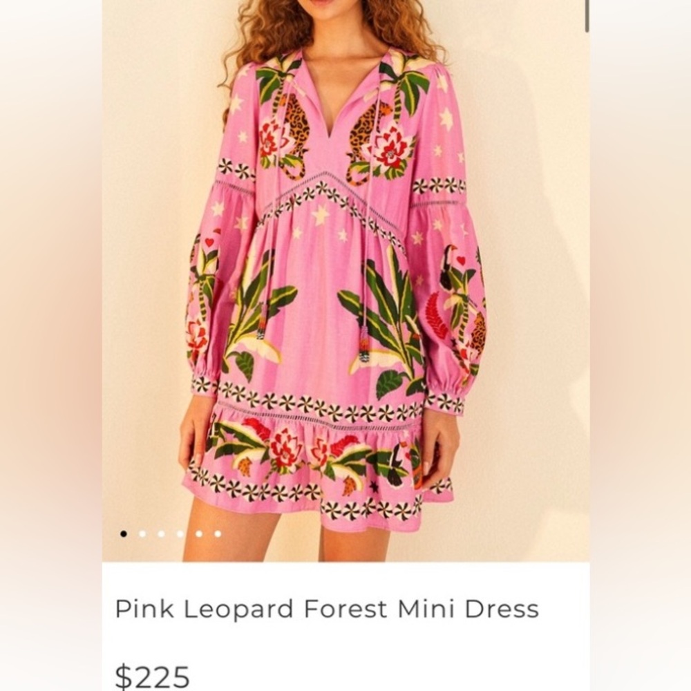 ⭐️FARM Rio Pink Long Sleeve V-Neck Sundress🌸💐